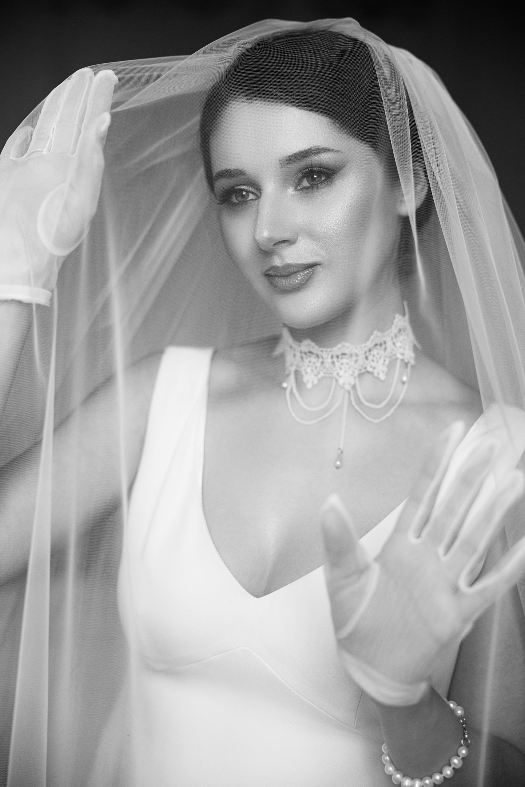 Photo en noir et blanc de la mariée