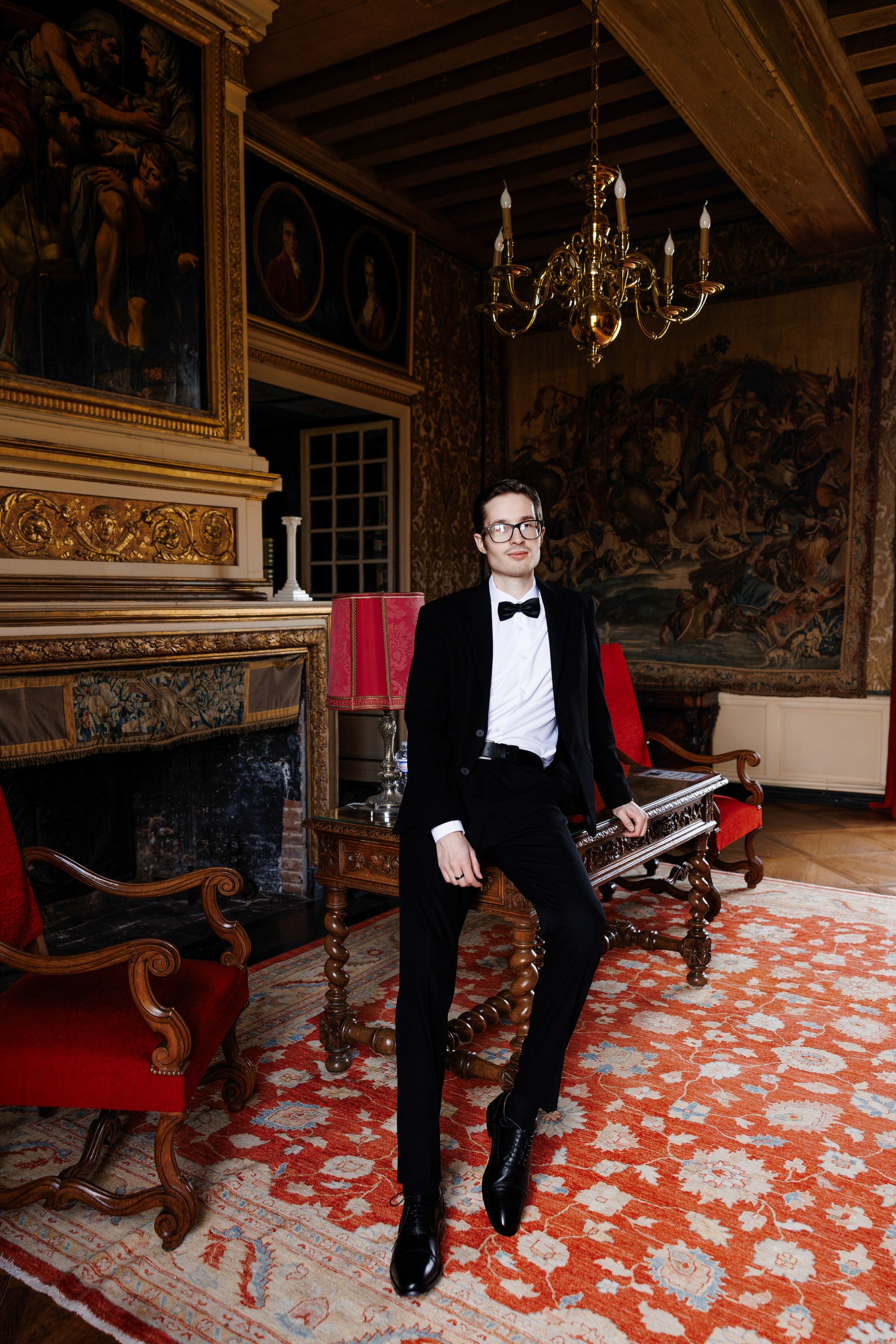 photo d'un homme dans un cadre magnifique pour une séance photo de mariage